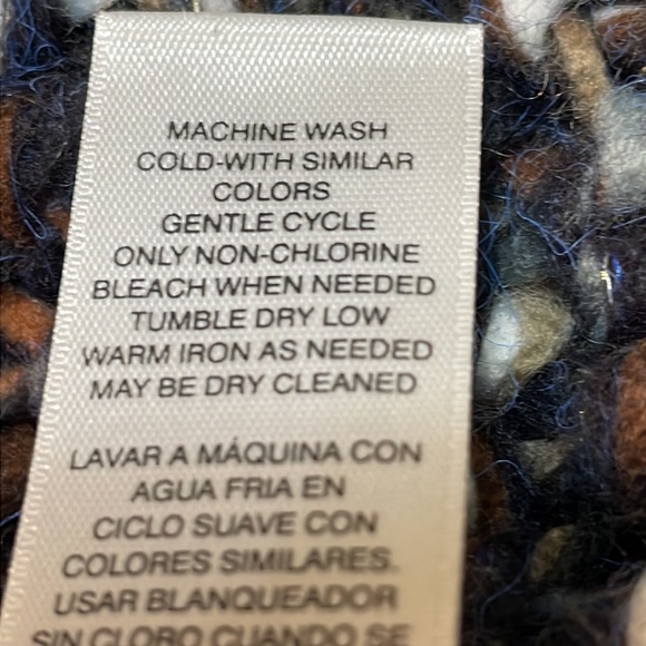 Chico’s Size 2 Medium multi color crochet sweater open front fringe sparkle - Picture 15 of 15